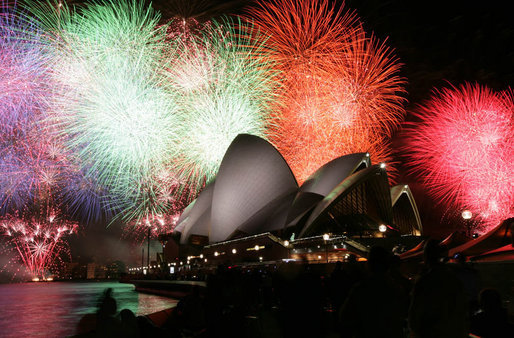 apec-australia-2007-sydney-opera-house-fireworks